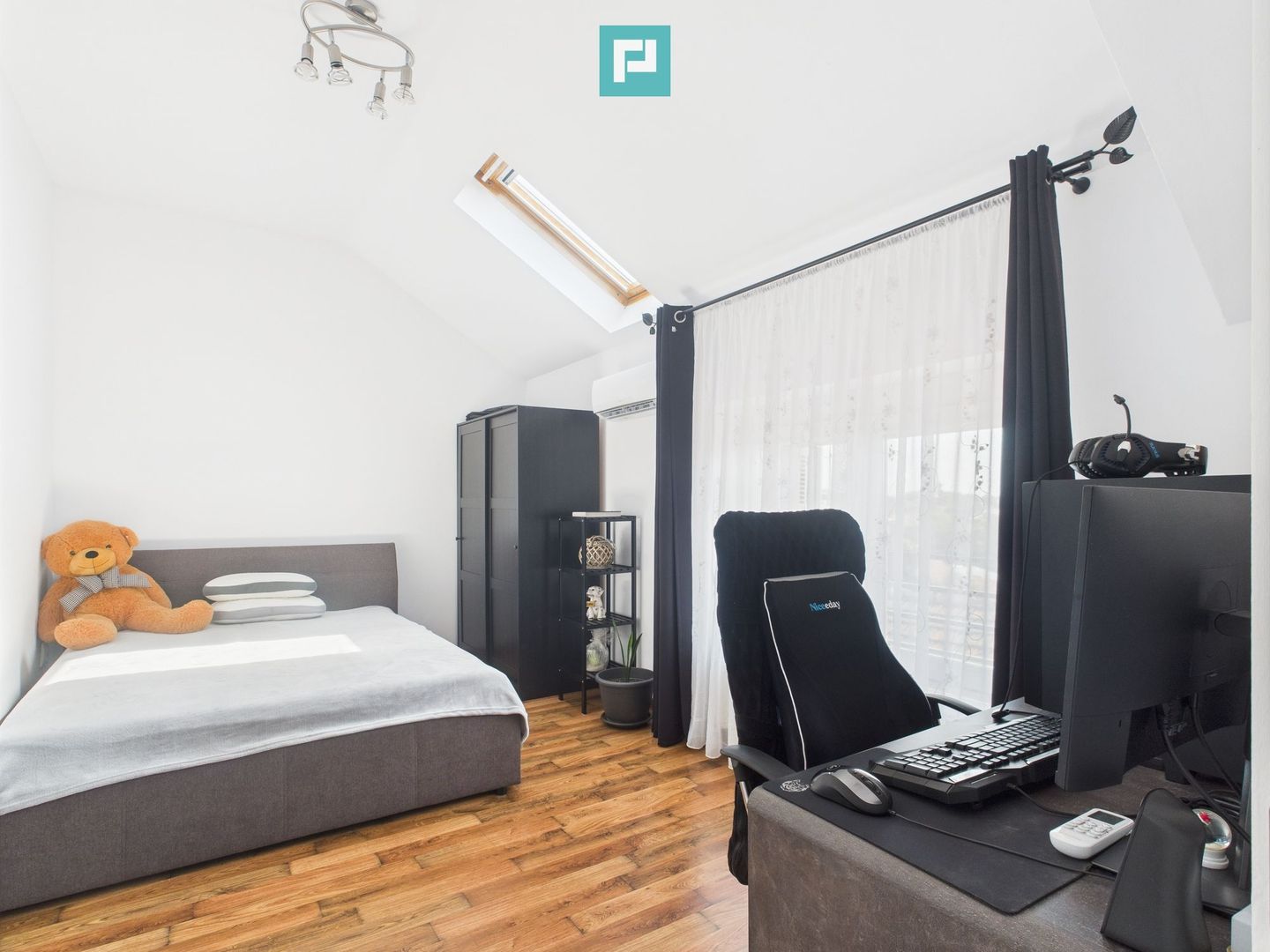 Apartament deosebit cu 3 camere , zona Fratelia - Poză 5