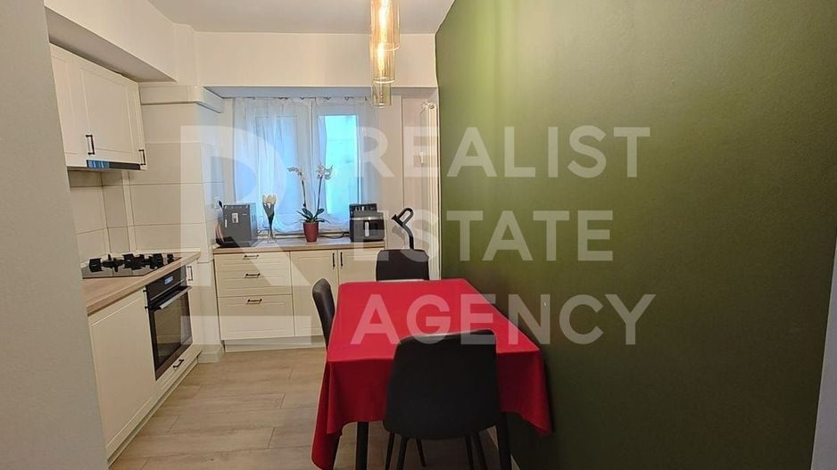 Vânzare, apartament, 4 camere, Lujerului - Poză 1