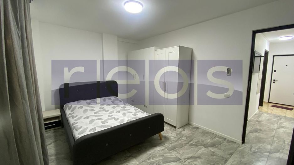 DE VANZARE APARTAMENT 2 CAMERE DECOMANDAT LIFT CENTRALA PROPRIE PARC SEBASTIAN - Poză 3