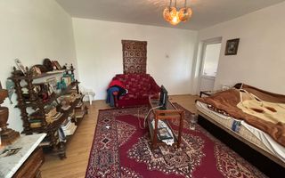 Casa cu 2 apartamente zona Mehala - Poză 4