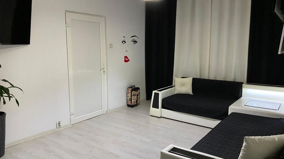 Griviței 2 cam circular, 5/7, mobilat, utilat, centrala proprie - Poză 1