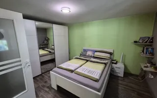 Vand casa 8 camere, 5 bai, 2 garaje, teliucul inferior, teren 1767 mp - Poză 12