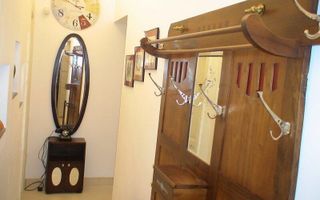 Apartment parter recent renovat, situată într-o clădire cu două etaje - Poză 6