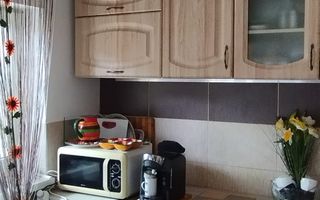 Casă cu teren 21,7 ari în Mitrești – posibilitate achiziție separat - Poză 4