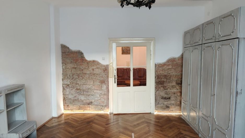 Apartament ideal pentru Investitie aproape de zona Istorica. - Poză 1