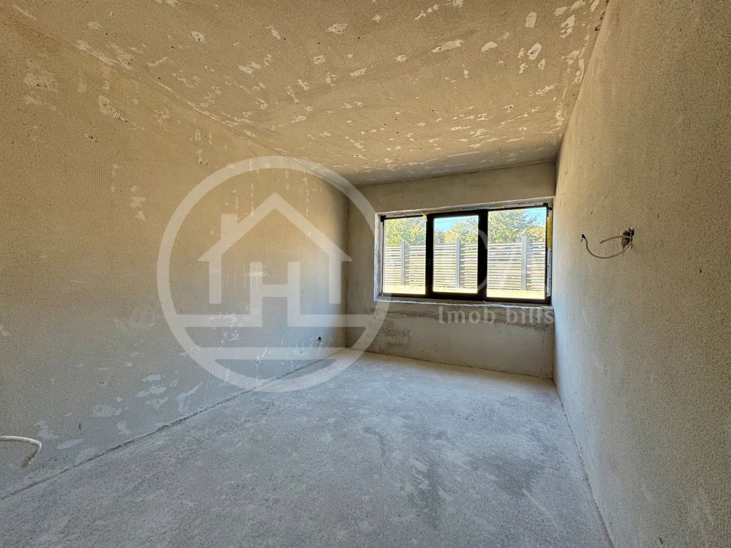 Casă de vânzare cu 4 camere în zona de Dealuri, Oradea - Poză 12