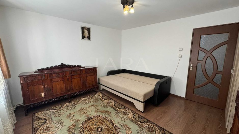 Apartament la casă, ultracentral – 2 camere și pivniță - Poză 1