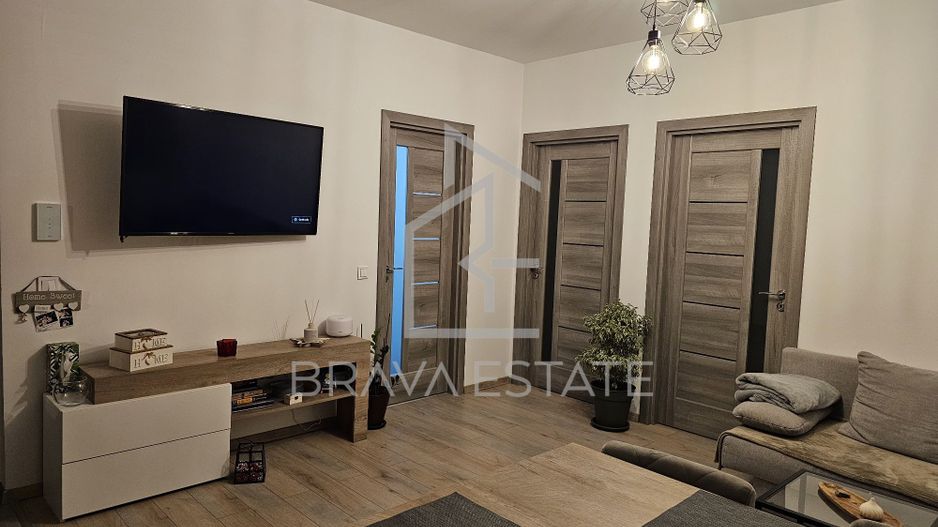 Apartament 3 camere, balcon, garaj subteran,  zona Sannicoara - Poză 2