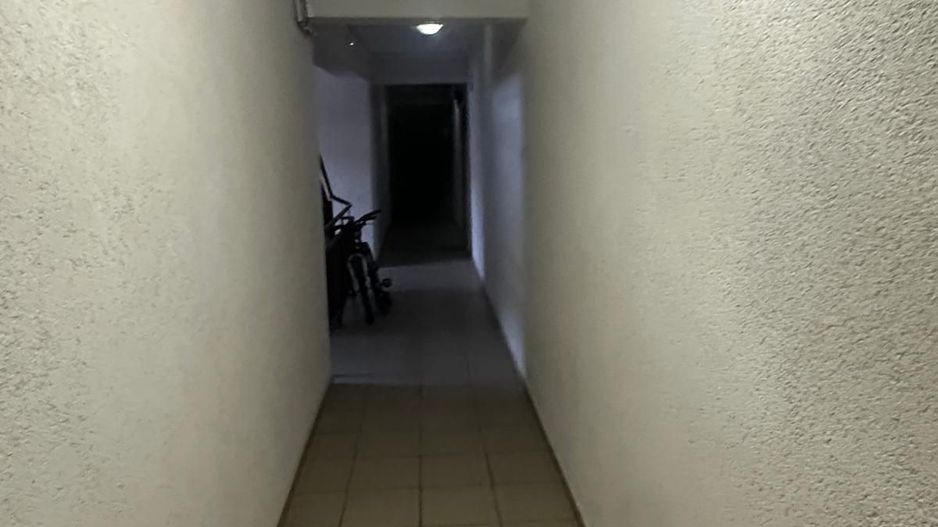 Garsoniera de vanzare ,Popesti Leordeni ,langa STB - Poză 1