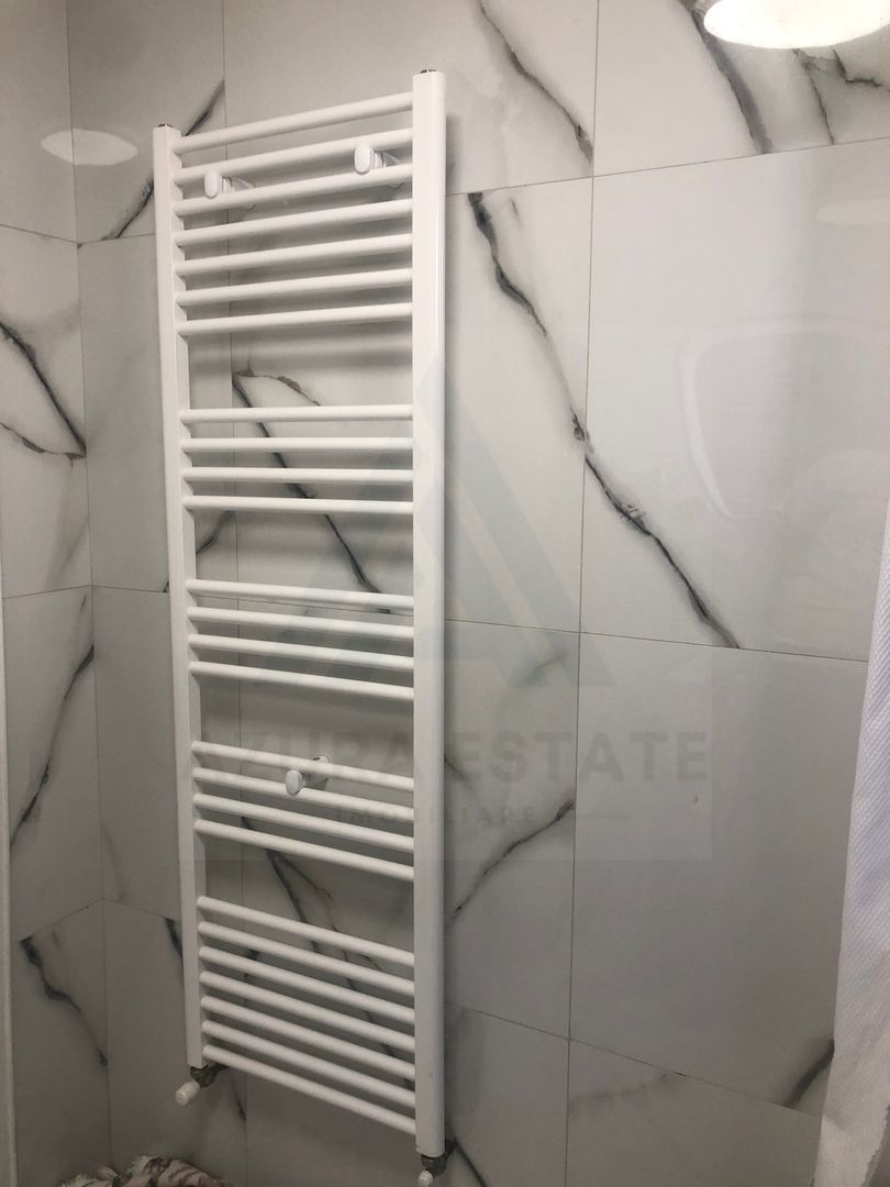 Casa renovata 250 mp utili si teren 935 mp in zona centrala Cisnadie - Poză 8