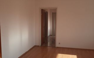De vanzare apartament 2 camere- zona Lujerului - Poză 8