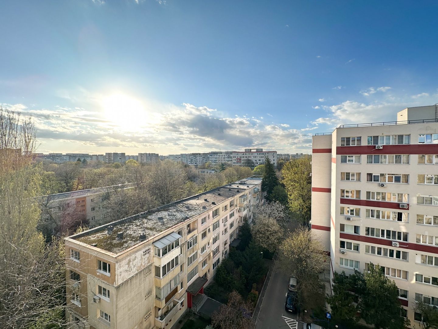 4 camere, 3 dormitoare, 2 băi, boiler, complet renovat - Poză 20