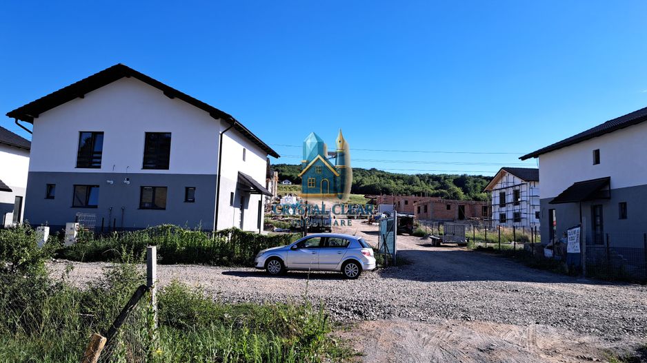 Case în sistem DUPLEX, 3 sau 4 camere + teren 350 mp -  zona Livezeni - Poză 9