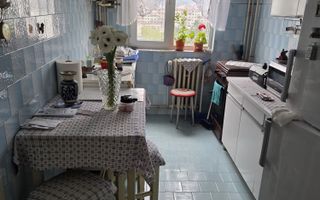 De vânzare – Apartament 2 camere, etaj 9/10, Brașov - Poză 2