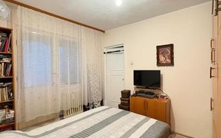 Apartament cu 3 camere zona Circumvalatiunii etaj 1 - Poză 6