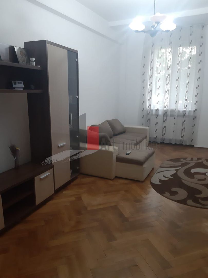 APARTAMENT 2 CAMERE  DRUMUL SARII - Poză 4