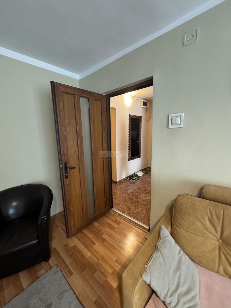 Apartament zona Calea Aradului cu 4 camere, 3 balcoane - boxa proprie - Poză 8