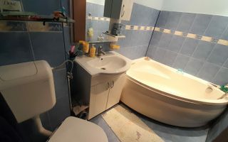 Apartament 3 camere zona Complexul Studentesc - Poză 6