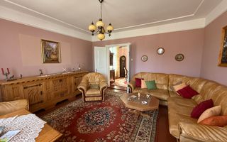 Casă ultracentrală | Rădăuți | 570 mp teren | 100 mp construiți - Poză 1