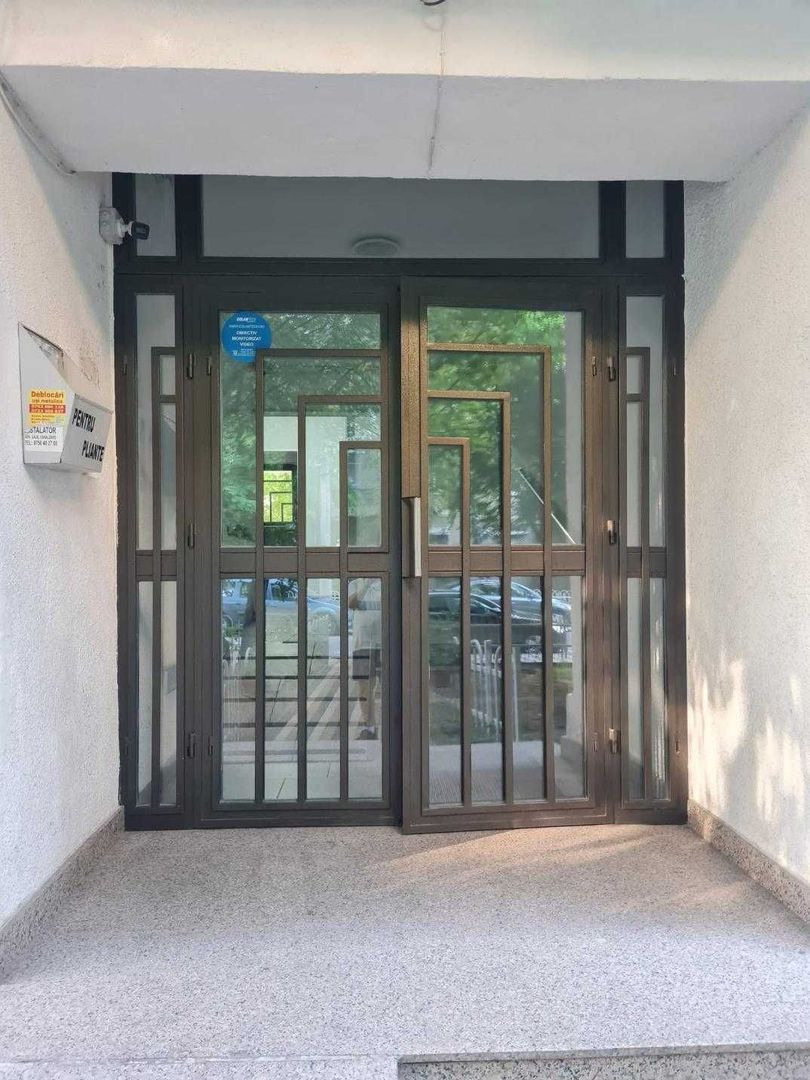 Vanzare Apartament 3 camere, 66 mp , parter, bloc reabilitat, Parcul Sebastian - Poză 4