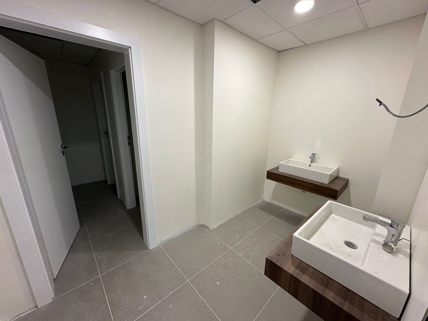 Spatiu comercial 513  mp / 12 locuri de PARCARE - Poză 8