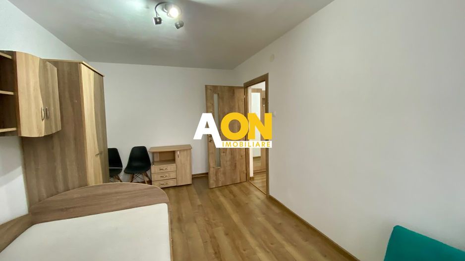 Apartament 2 Camere, Cetate, Complet Renovat - Poză 4