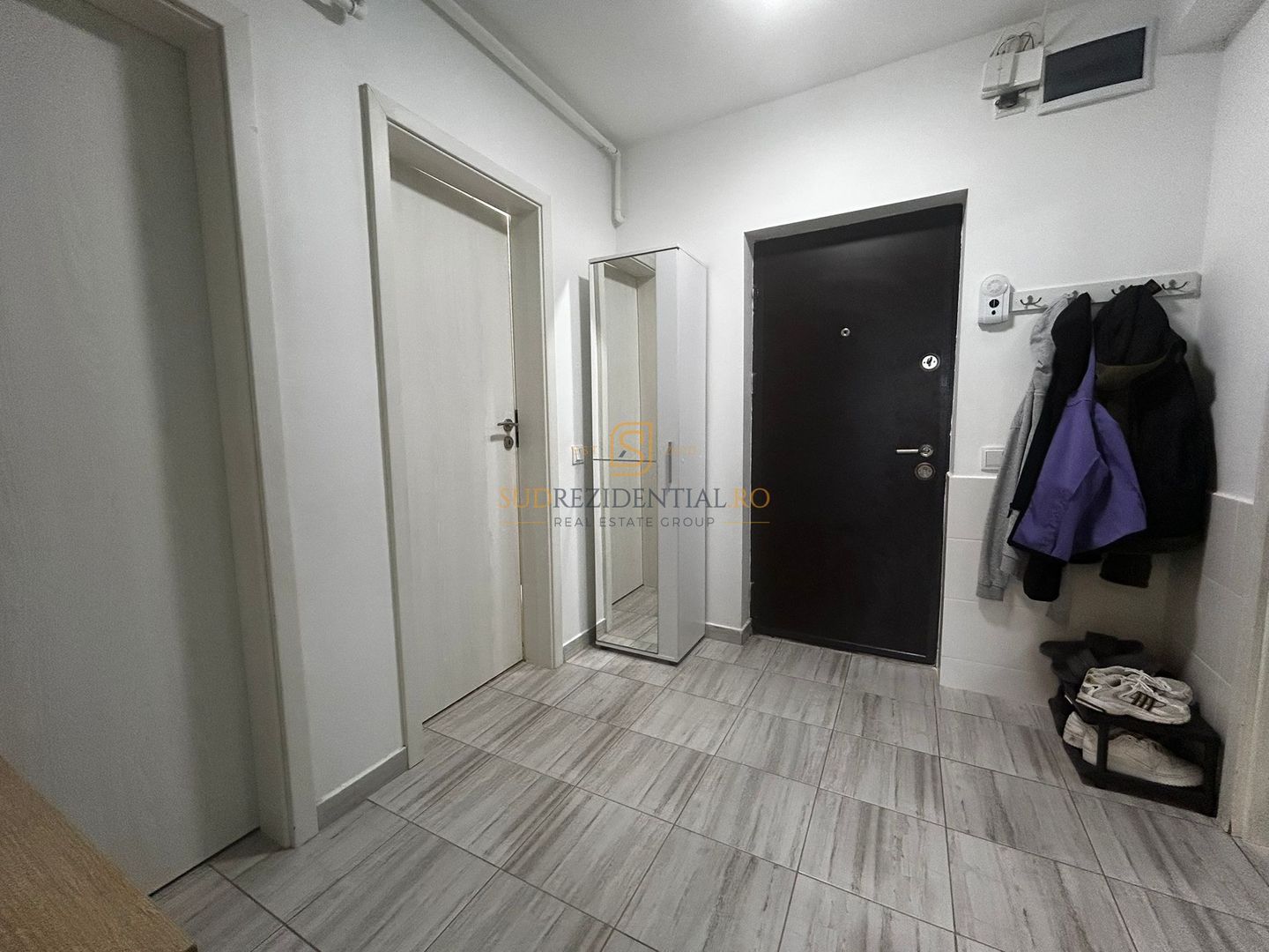 Apartament decomandat cu 2 camere - metrou Aparatorii Patriei - Poză 11