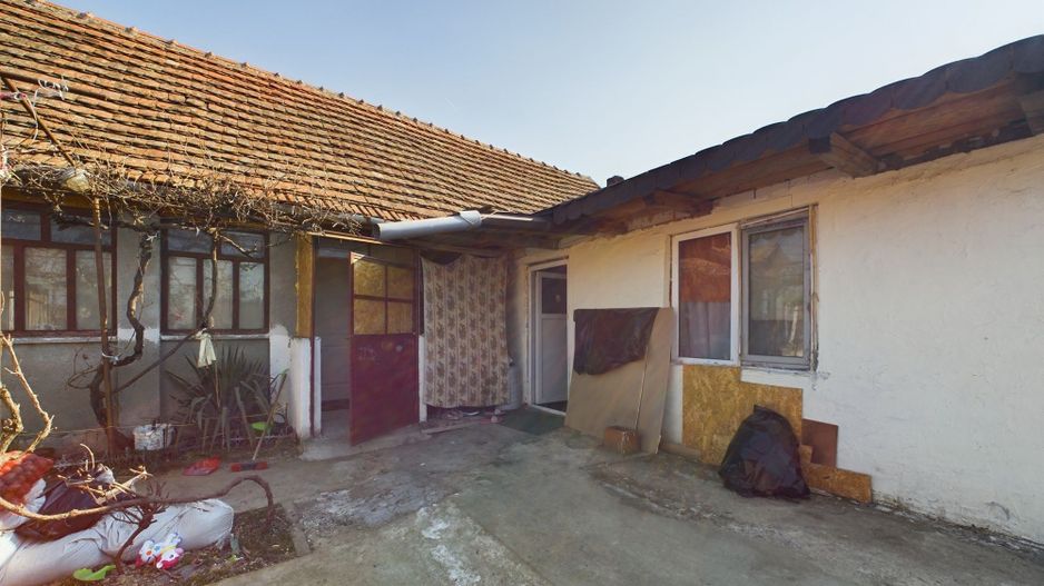 Casă cu Potențial Imens în Șipet, Comuna Tormac - Poză 2