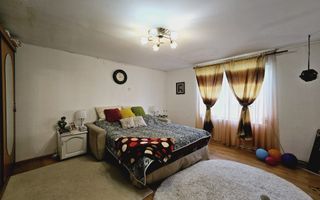 Casa de vanzare in Cetate, zona Parcul Unirii - Poză 6