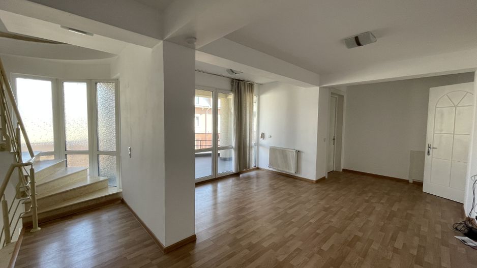 Vilă Individuală Spațioasă în Zona Iancu Nicolae - Poză 15