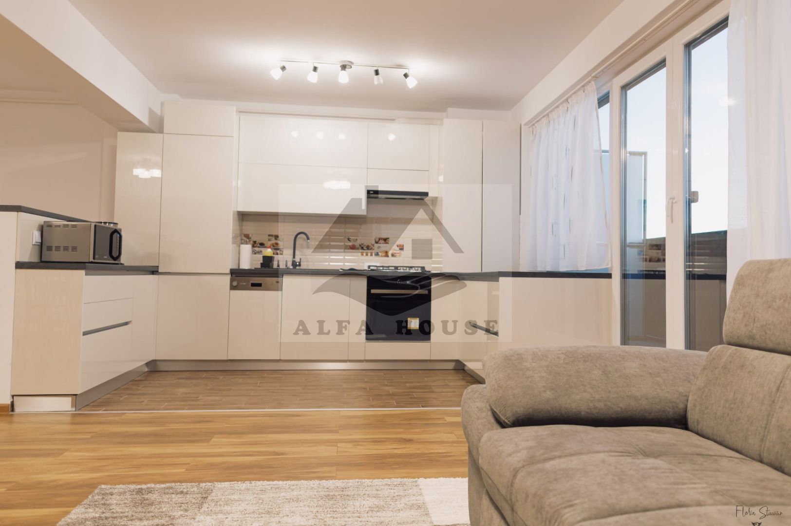 Apartament trei camere - Penthouse Brașov , locatie TOP - Zona Coresi - Poză 2