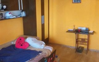 Garsoniera zona Buziasului etaj 4 cu mansarda - Poză 2