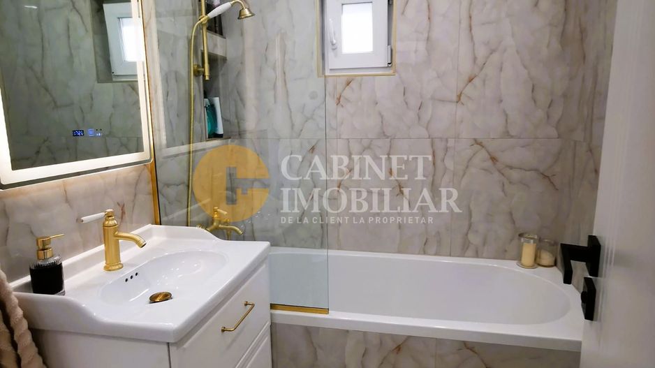 4 camere decomandat, renovat complet – Nicolina 1, prima statie - Poză 15