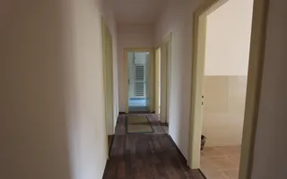 Apartament spatios 3 camere,zona medicina - Poză 12