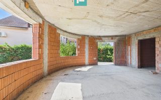 Vilă pe 3 niveluri și garaj 168mp în Zimandu Nou - Poză 1