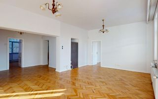 Spatiu Birouri | Etaj 1 + Mansarda | 4 Locuri Parcare | Zona Unirii | 200mp - Poză 3