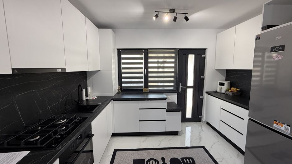 Vilă nouă 155 mp cu terasă acoperită și curte 448 mp Bănești Prahova - Poză 9