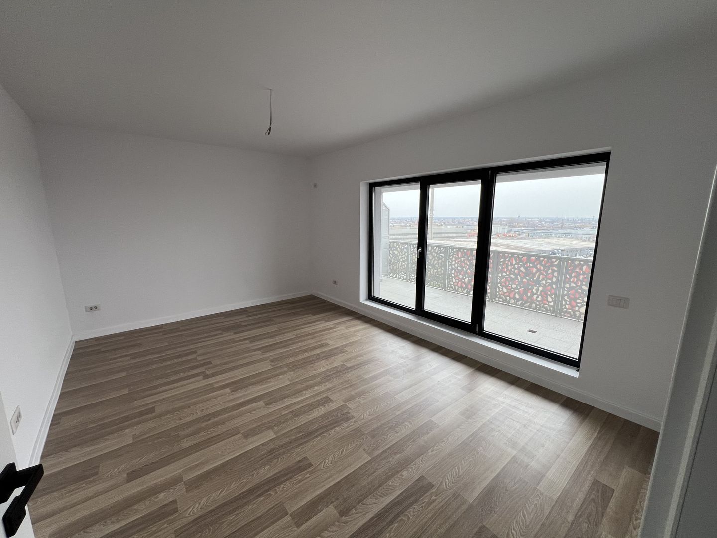 2 camere decomandat 60 mp finalizat - COMISION 0 - Poză 2