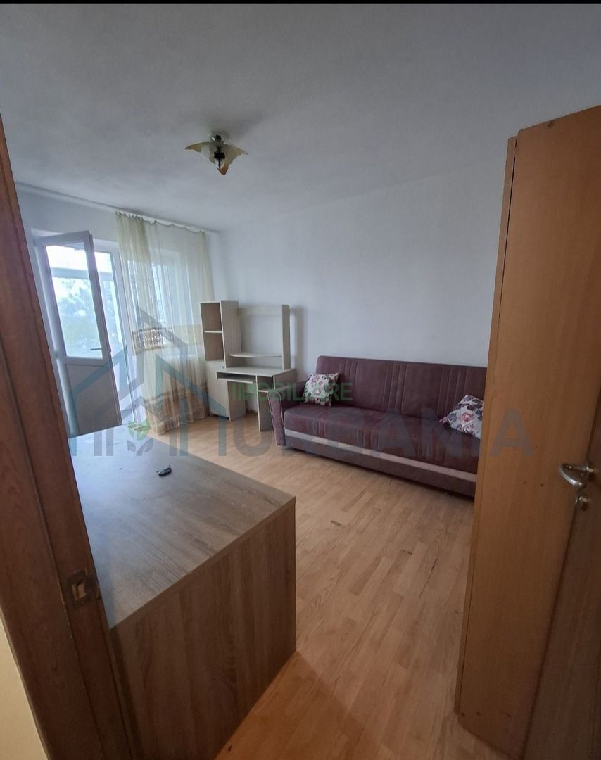 Garsonieră în bloc de apartamente - Poză 3