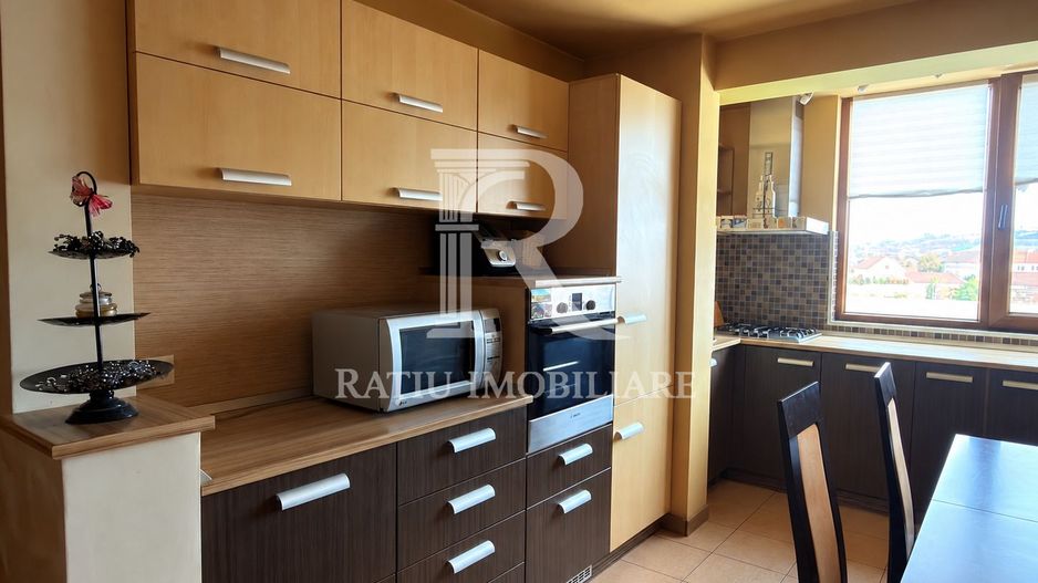 Apartament 3 camere | 2 dormitoare | Centrul Civic | Oradea - Poză 6