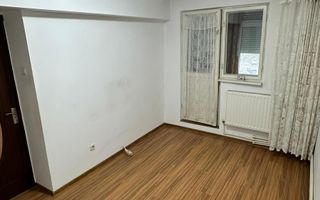 Vanzare Apartament cu 2 camere, zona Micro 13B, etaj 2, pret 63.000 E - Poză 1