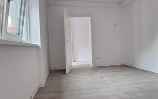 Apartament Nou cu 2 Camere + parcare inclusa în Traian Rm.VL - Poză 9