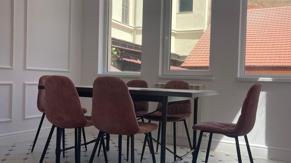 Apartament de lux în inima Oradiei – locație premium lângă Gojdu - Poză 5