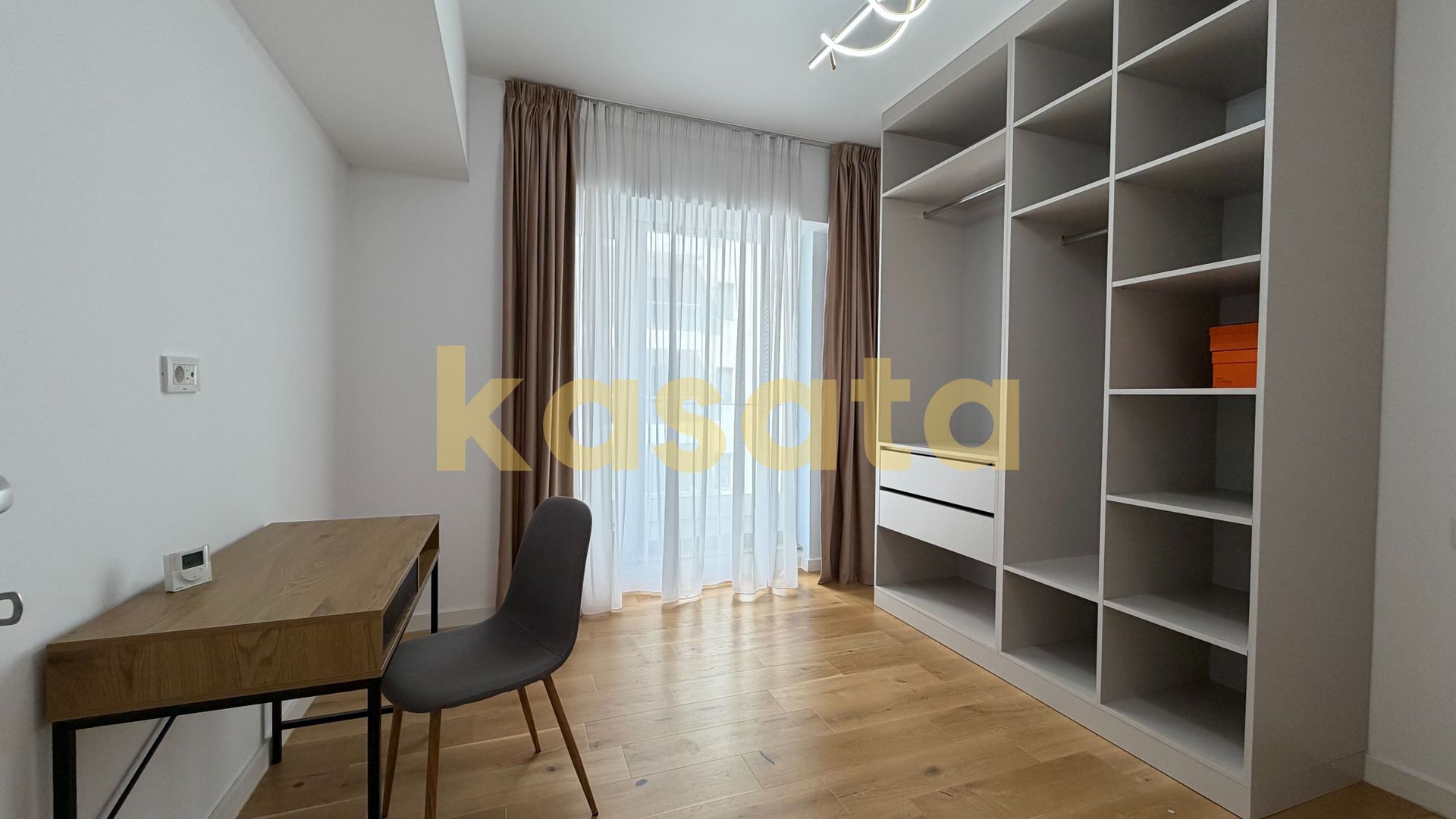 3 camere I et3 I 2 bai I First Estates I 75 utili - Poză 9