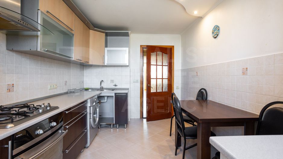 Vânzare, apartament, 3 camere, strada Melestiu, Centru - Poză 11