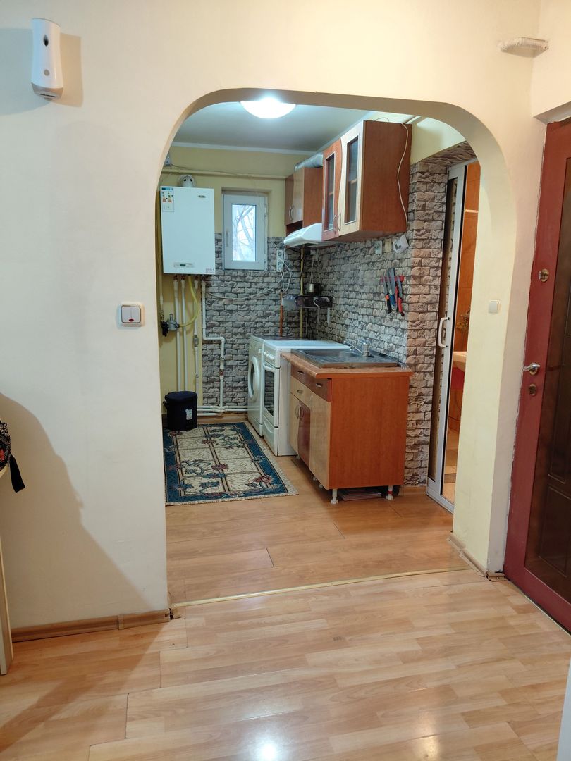 Apartament  2 camere, Micro 19,et 1,mobilat si utilat - Poză 8