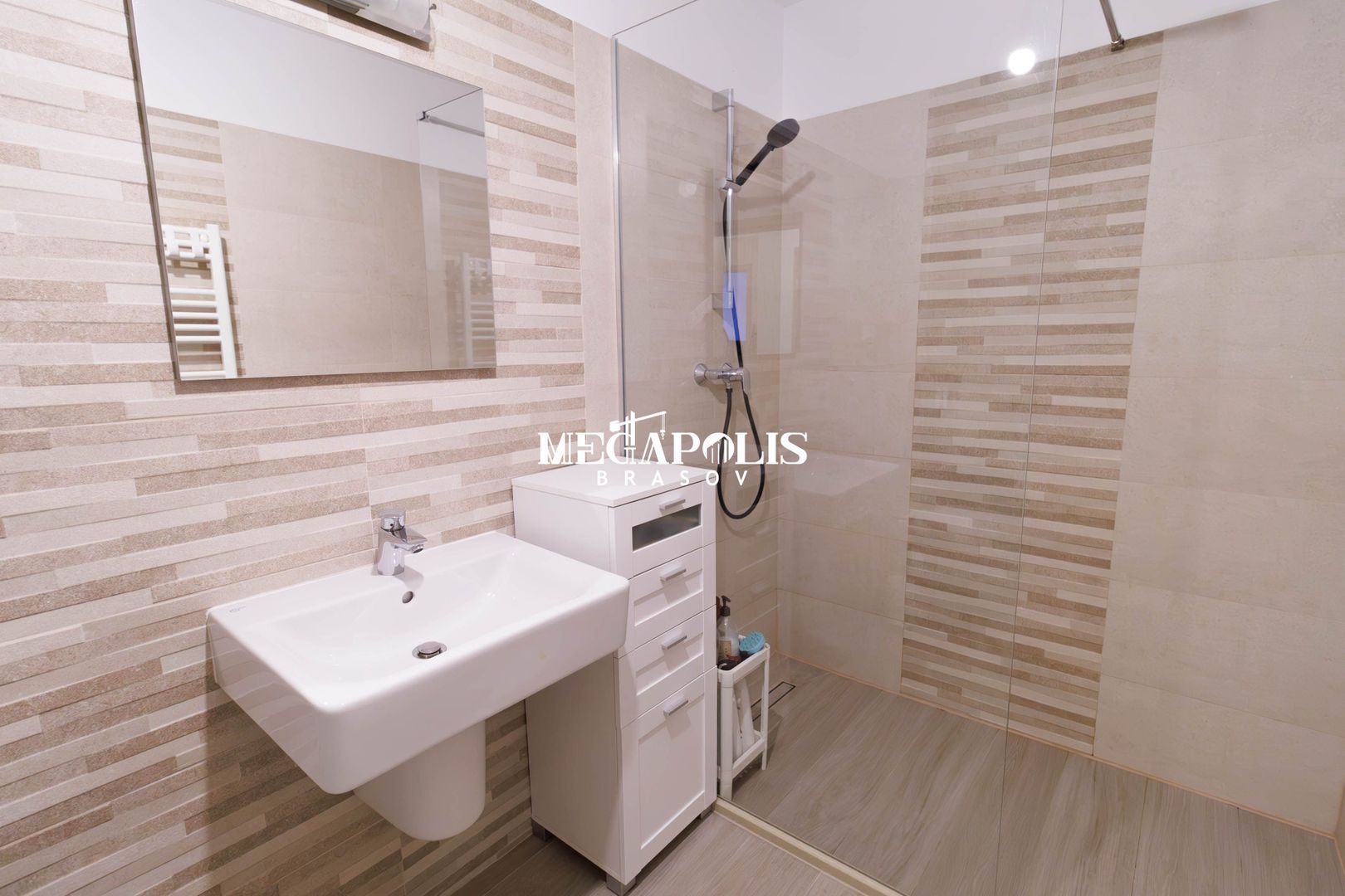 REZERVAT | 2 Camere Decomandat | Urban Pentha | Parcare - Poză 13