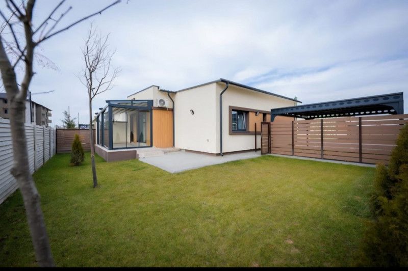 Casa individuala, 4 camere, Cu panouri si pompa de caldura, Mobilata - Poză 1