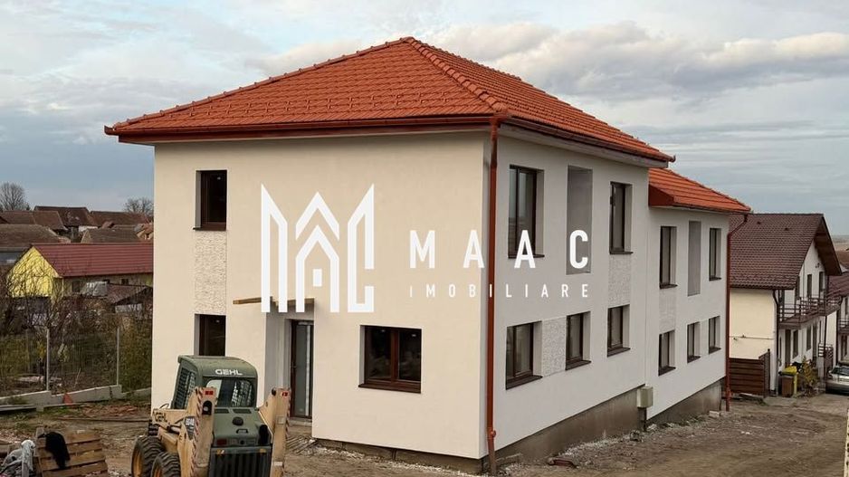 Casă Tip Duplex | 4 Camere | 2 Balcoane | Terasă | Șura Mică - Poză 2