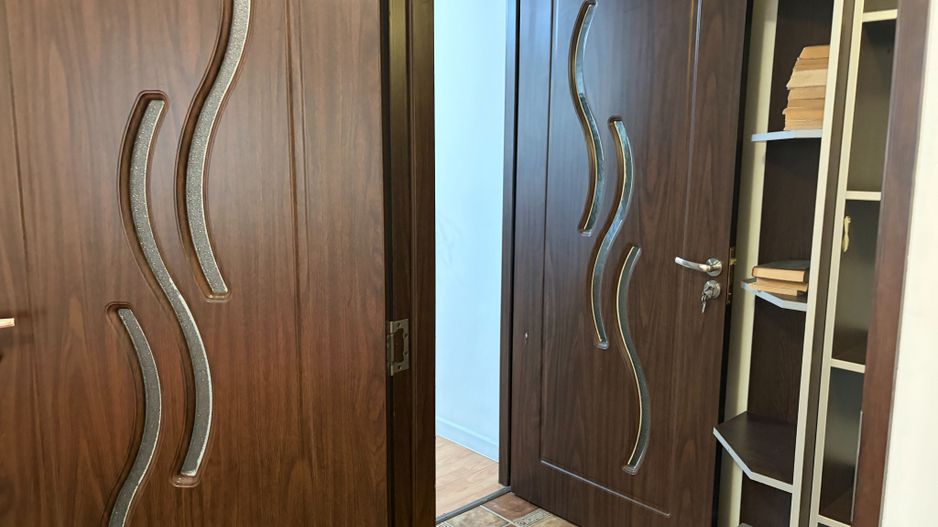 Apartament semidecomandat cu trei camere, Constantin Brancoveanu - Poză 15